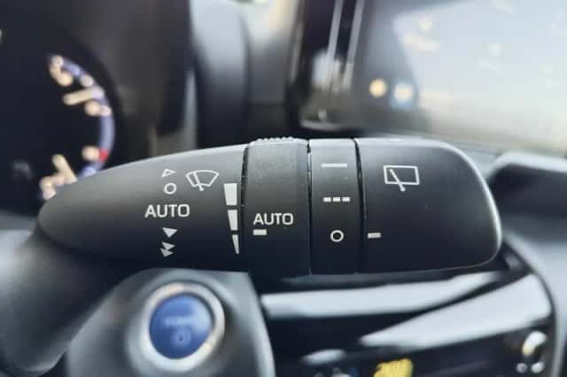 Toyota Yaris Cross (2024) thumbnail 14