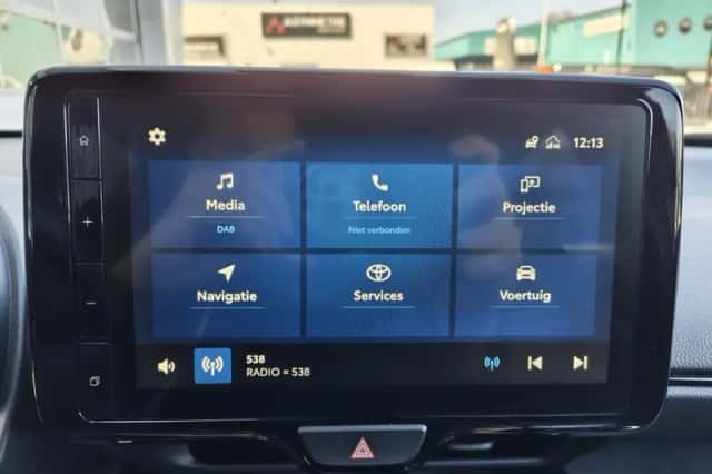 Toyota Yaris Cross (2024) thumbnail 15