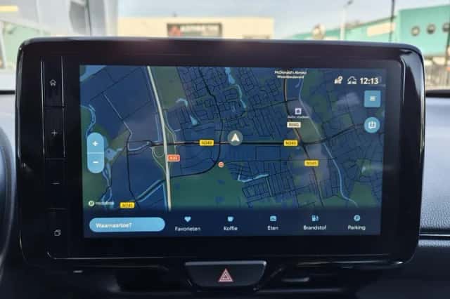 Toyota Yaris Cross (2024) thumbnail 17