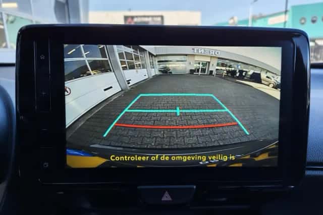 Toyota Yaris Cross (2024) thumbnail 18