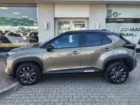Toyota Yaris Cross (2024) thumbnail 3