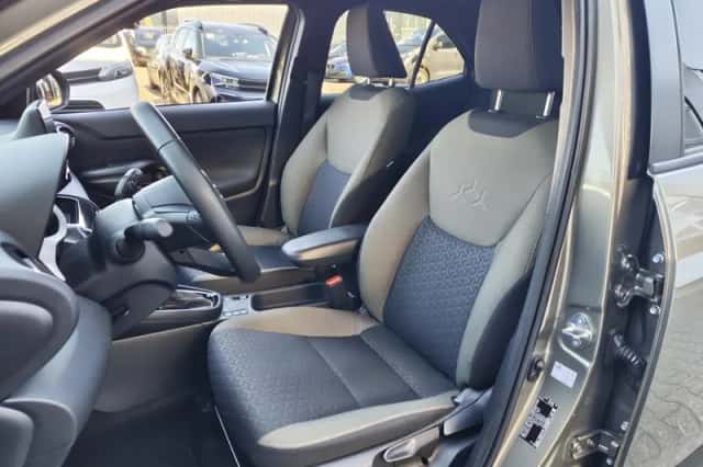Toyota Yaris Cross (2024) thumbnail 28