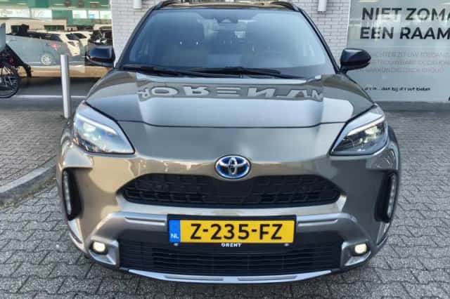 Toyota Yaris Cross (2024) thumbnail 6