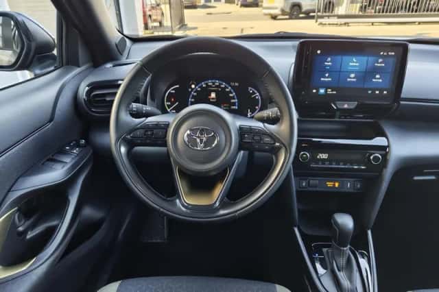 Toyota Yaris Cross (2024) thumbnail 8