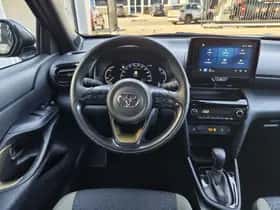Toyota Yaris Cross (2024) thumbnail 8