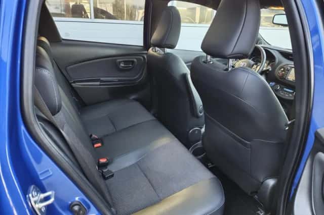 Toyota Yaris (2017) thumbnail 33