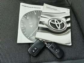 Toyota Yaris (2017) thumbnail 43