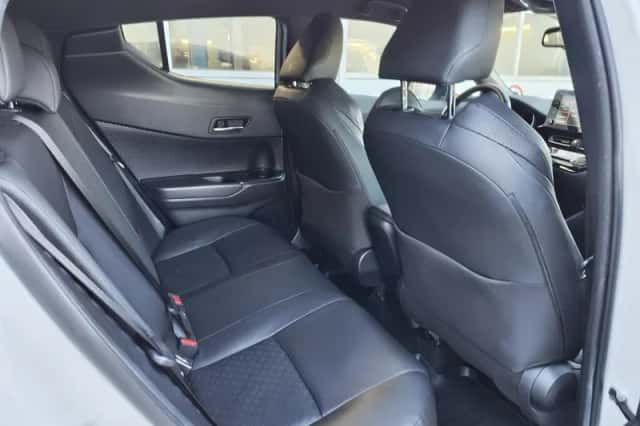 Toyota C-HR (2020) thumbnail 34
