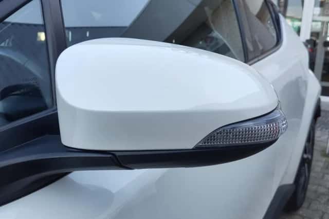Toyota C-HR (2020) thumbnail 39