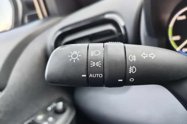 Toyota Yaris Cross (2023) thumbnail 11