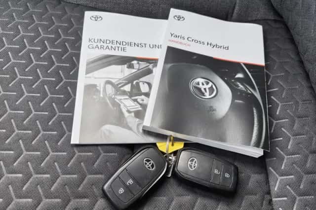 Toyota Yaris Cross (2023) thumbnail 40