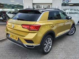 Volkswagen T-Roc (2019) thumbnail 4
