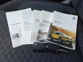 Volkswagen T-Roc (2019) thumbnail 38