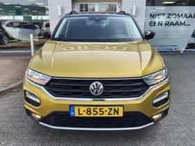 Volkswagen T-Roc (2019) thumbnail 6