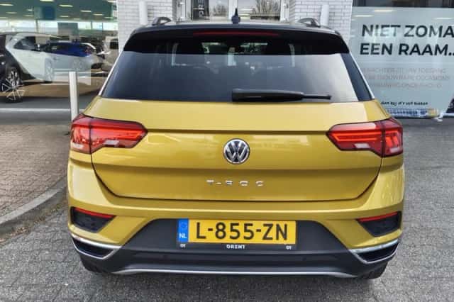Volkswagen T-Roc (2019) thumbnail 7