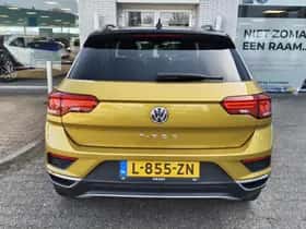 Volkswagen T-Roc (2019) thumbnail 7