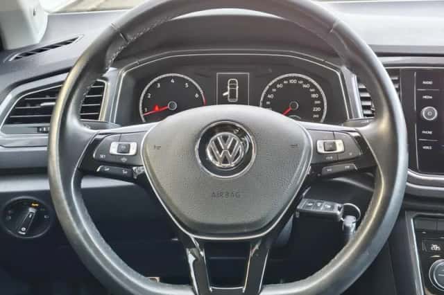 Volkswagen T-Roc (2019) thumbnail 9