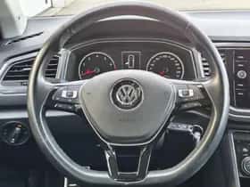 Volkswagen T-Roc (2019) thumbnail 9