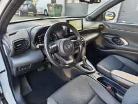 Toyota Yaris Cross (2025) thumbnail 28