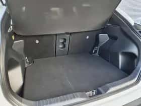 Toyota Yaris Cross (2025) thumbnail 33