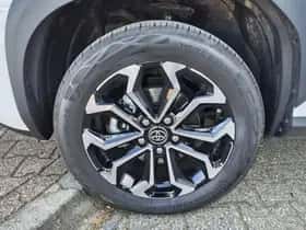 Toyota Yaris Cross (2025) thumbnail 41