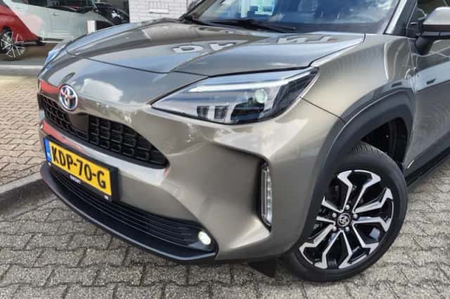 Toyota Yaris Cross (2021) thumbnail 2