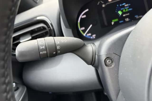Toyota Yaris Cross (2021) thumbnail 12