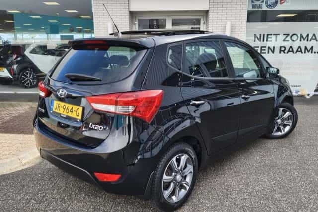 Hyundai ix20 (2016) thumbnail 4