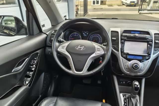Hyundai ix20 (2016) thumbnail 10