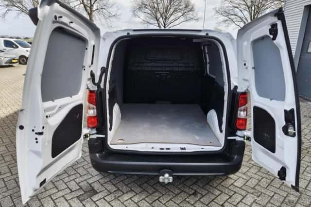 Peugeot Partner (2024) thumbnail 31