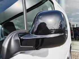 Peugeot Partner (2024) thumbnail 37
