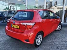 Toyota Yaris (2019) thumbnail 5