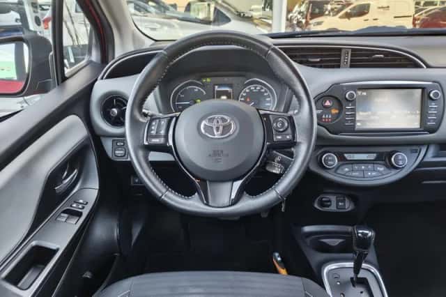 Toyota Yaris (2019) thumbnail 8