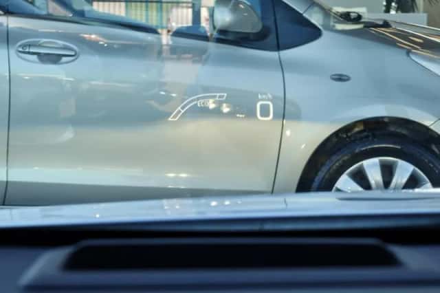 Toyota Prius (2018) thumbnail 11
