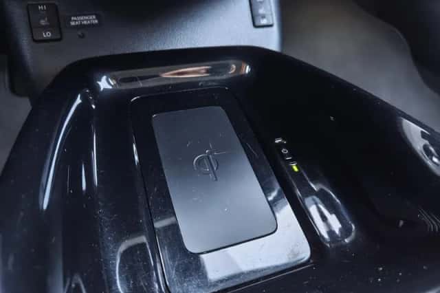 Toyota Prius (2018) thumbnail 23