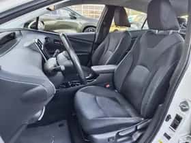 Toyota Prius (2018) thumbnail 29