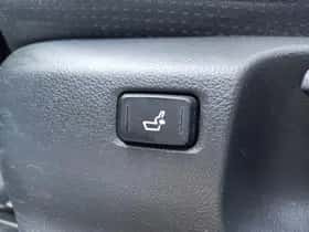 Toyota Prius (2018) thumbnail 30