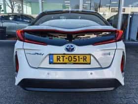 Toyota Prius (2018) thumbnail 7