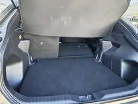 Toyota Yaris Cross (2025) thumbnail 30