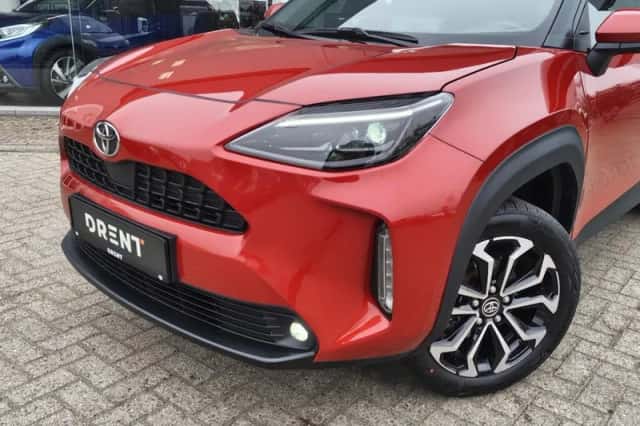 Toyota Yaris Cross (2025) thumbnail 2