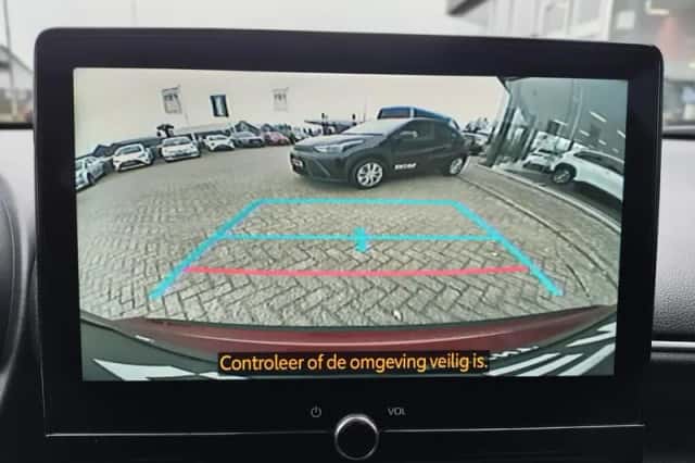 Toyota Yaris Cross (2025) thumbnail 16