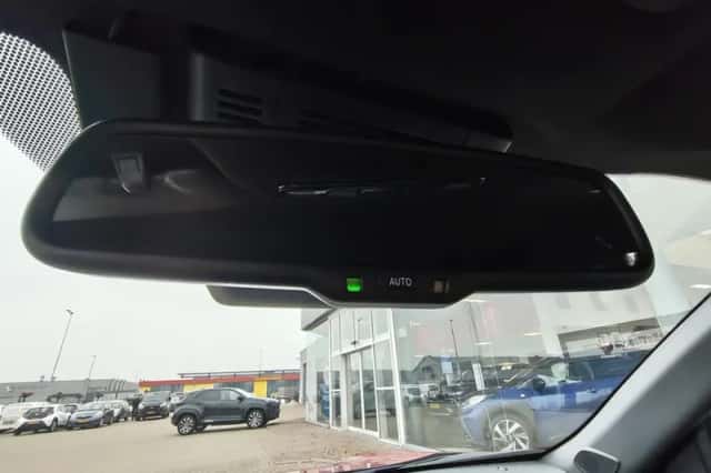 Toyota Yaris Cross (2025) thumbnail 25