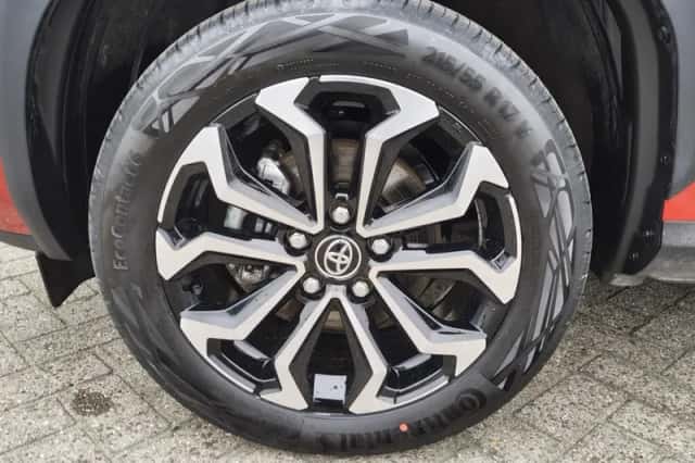 Toyota Yaris Cross (2025) thumbnail 38