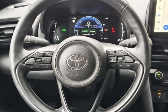 Toyota Yaris Cross (2025) thumbnail 9