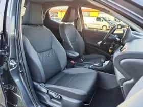 Toyota Yaris (2024) thumbnail 24
