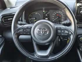 Toyota Yaris (2024) thumbnail 9