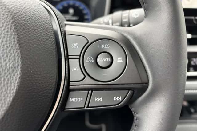 Toyota Corolla (2025) thumbnail 12