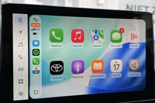 Toyota Corolla (2025) thumbnail 15