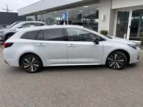 Toyota Corolla (2025) thumbnail 4