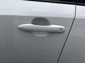 Toyota Corolla (2025) thumbnail 35